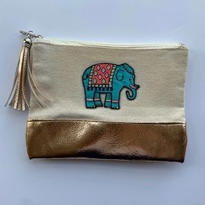 Small pouch